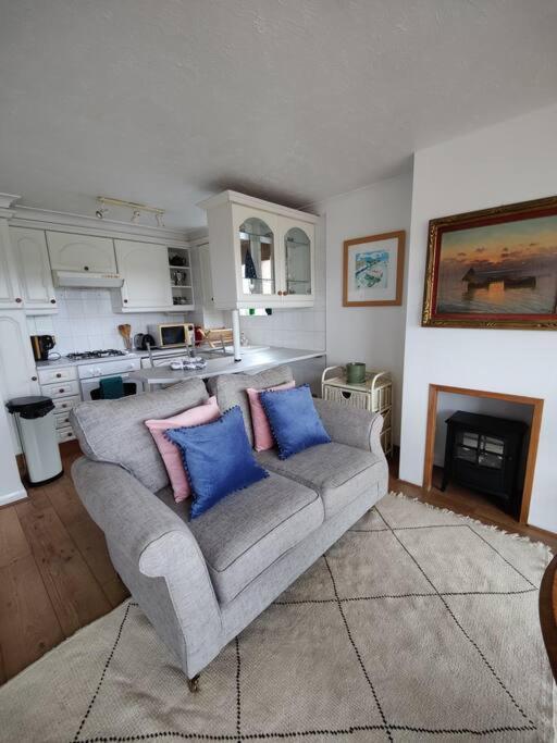 Stunning 1 Bedroom Apartment Over Looking River Rye Exterior foto